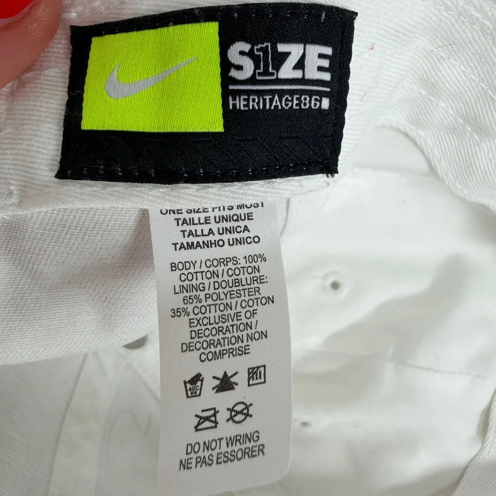 Nike Baseball Cap Hat Heritage86 White Embroidered Swoosh AO8662-100 Dad Hat